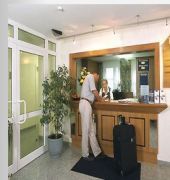 Best Western Hotel แอร์ลังเงิน ภายนอก รูปภาพ